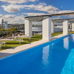 Nh Plaza De Armas Hotel